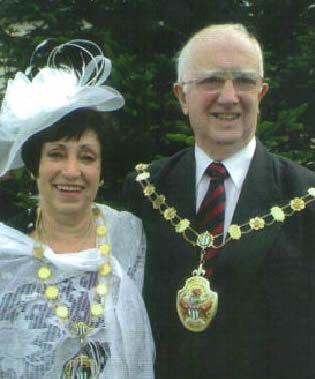 Mayor Bartlett and his wife