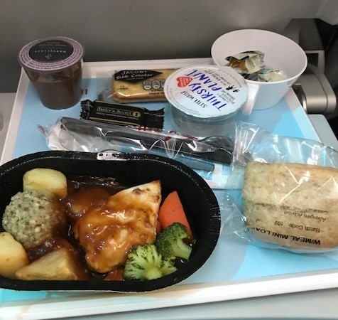 Photo of flight meal