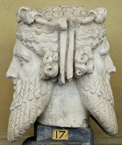 Photo of a statue of the Roman god Janus
