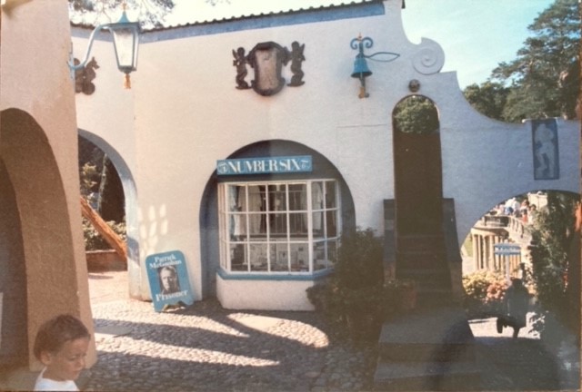 Portmeirion shop in Battery Square